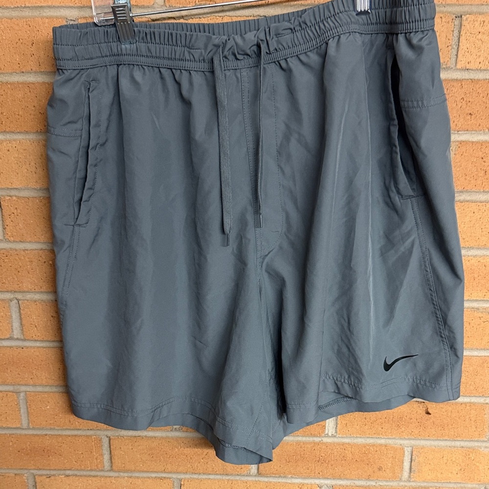 Nike Men's Charcoal Gray Athletic Shorts with Black Swoosh